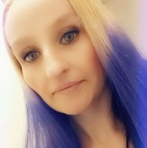 Meet your Posher, Stefanie